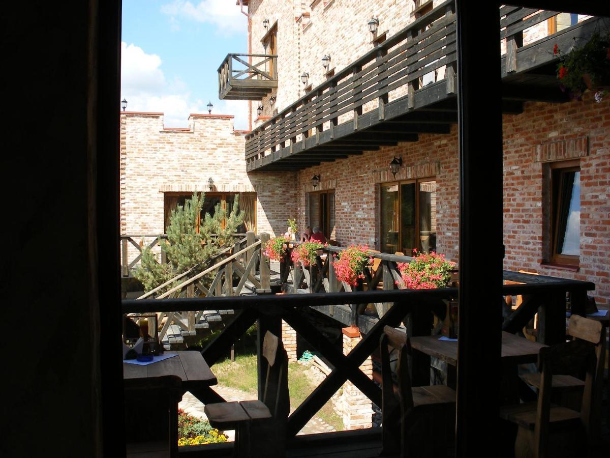 Hotel Tvirtove Prie Didziulio Dėdeliškės Exterior foto